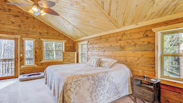 3 camere, una cassaforte in camera, una scrivania, ferro/asse da stiro