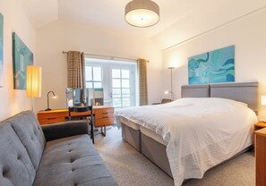 5 chambres, bureau, fer et planche Ă repasser, Wi-Fi gratuit