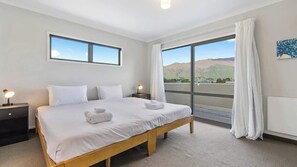 5 Schlafzimmer, Bügeleisen/Bügelbrett, WLAN, Bettwäsche