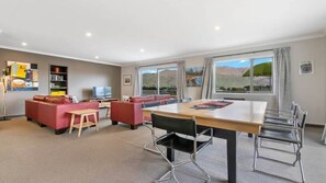 Interior - Allenby Mt. Iron Edge 2 Bedroom (Wanaka)