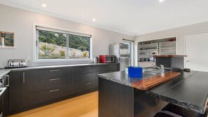 Fridge, microwave, oven, stovetop - Allenby Mt. Iron Edge 2 Bedroom (Wanaka)