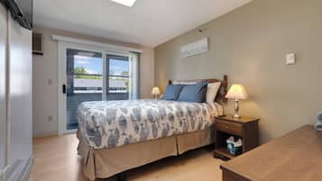 1 bedroom, iron/ironing board, travel crib, free WiFi