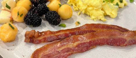 Free cooked-to-order breakfast on weekends