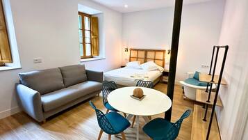 Comfort Studio | Memory foam beds, individually decorated, individually furnished