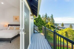 Deluxe House, Lake View | Lake view - Peaceful Island Getaway Port Susan views (Camano Island)