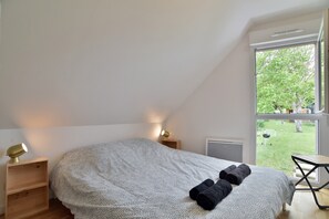 3 soverom, skrivebord og wi-fi