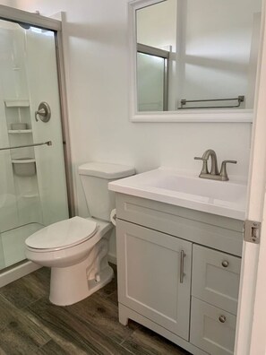 Bathroom - Refreshed 4-Bedroom Private Ranch home on 150 Acres! (Creston)