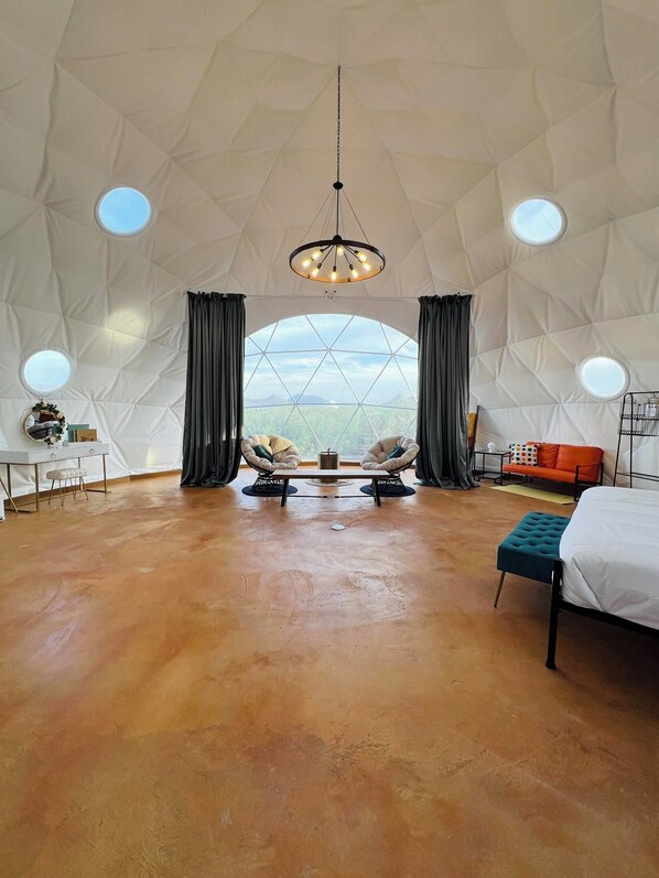 1 bedroom, desk, free WiFi, bed sheets - Southern Boho inspired Geodesic Dome nestled up next to Big Bend National Park. (Terlingua)