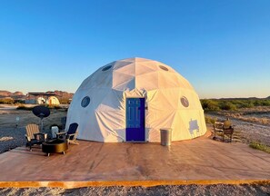 Exterior - Southern Boho inspired Geodesic Dome nestled up next to Big Bend National Park. (Terlingua)