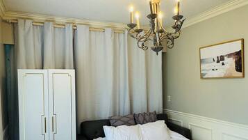 4 habitaciones, tabla de planchar con plancha y wifi gratis