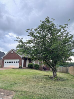 Exterior - Cozy home a way (Jackson)