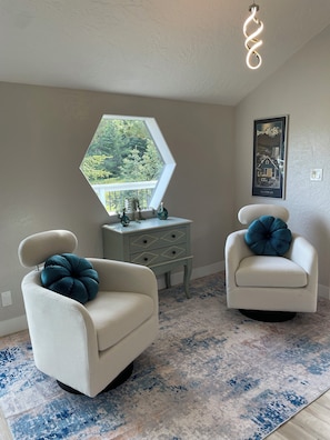 Smart TV - Dungeness Bay Hideaway (Sequim)