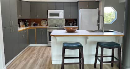 Dungeness Bay Hideaway