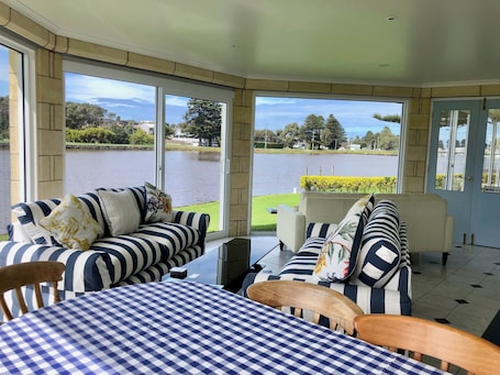 Panoramic House, 1 Bedroom, Kitchen, River View | Living area