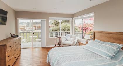 Newly Remodeled Home steps away from Woodinville’s Hollywood Wine District