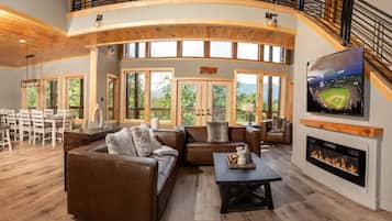 Téléviseur connecté, foyer, table de baby-foot