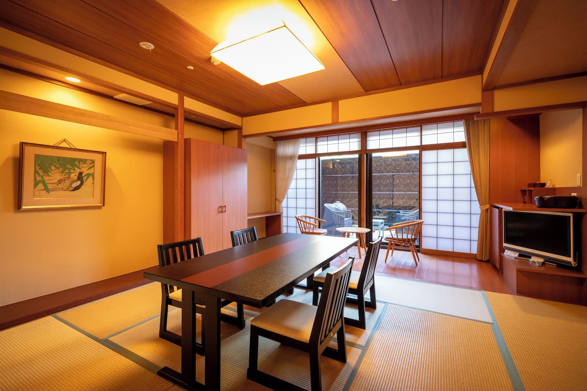 Standardzimmer, Nichtraucher (Japanese-Style with small garden) | 1 Schlafzimmer, Daunenbettdecken, Zimmersafe, Bügeleisen/Bügelbrett