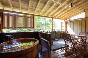 Chambre de style japonais, non-fumeur (premium suite room with open-air-bath) | Salle de bain