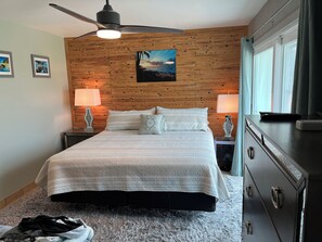 2 habitaciones, escritorio, wifi y ropa de cama