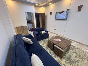 Apartment, Balkon | Wohnbereich