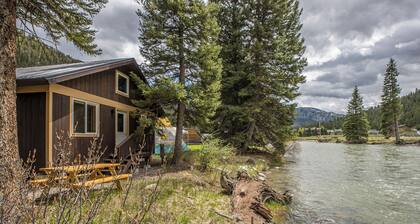 Brand new cabin on Gallatin River w/ access to fly fishing