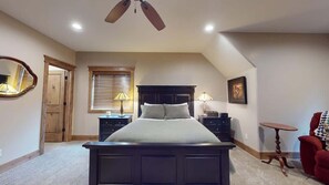 6 bedrooms, iron/ironing board, free WiFi, bed sheets