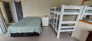 1 bedroom, desk, WiFi, bed sheets