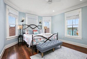 3 habitaciones, tabla de planchar con plancha, cuna de viaje y wifi