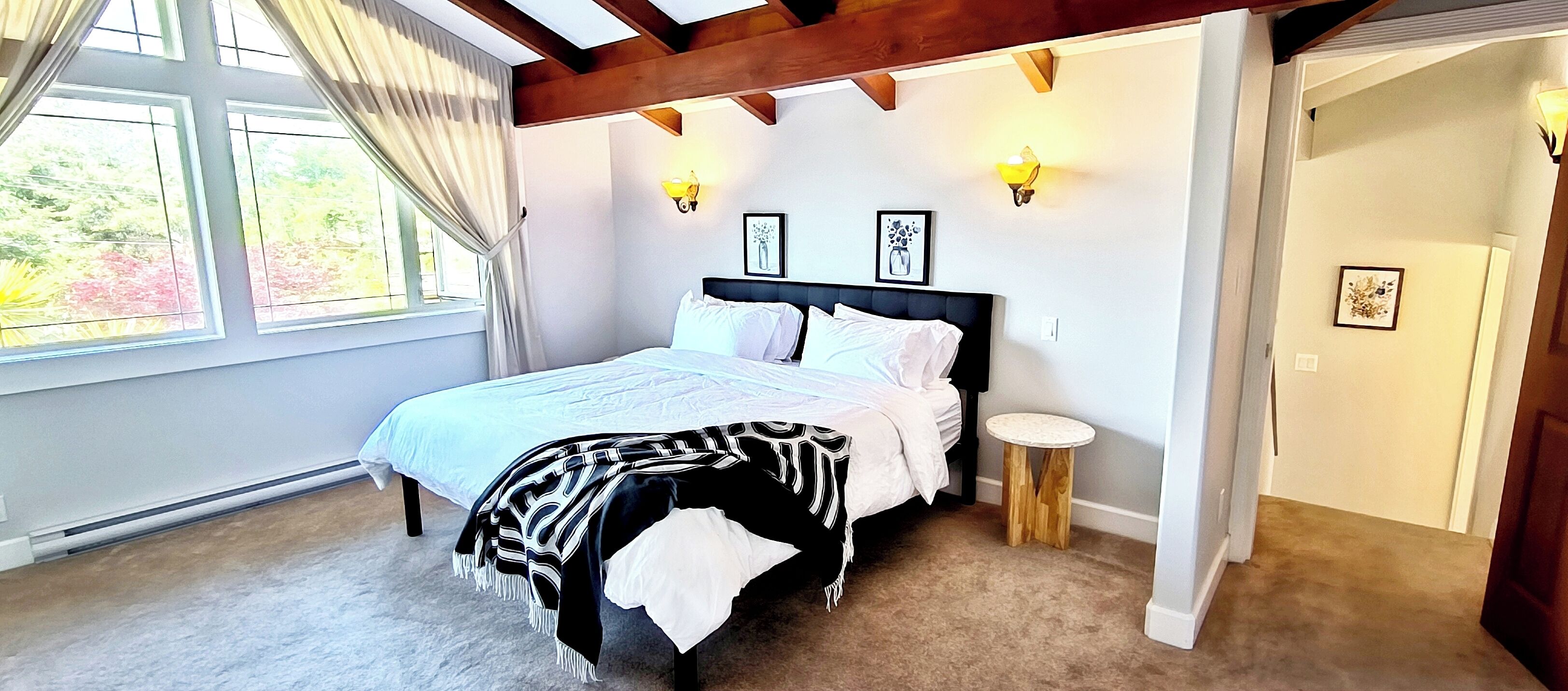 3 bedrooms, iron/ironing board, travel cot, WiFi