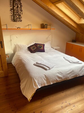 3 chambres, Wi-Fi gratuit, draps fournis