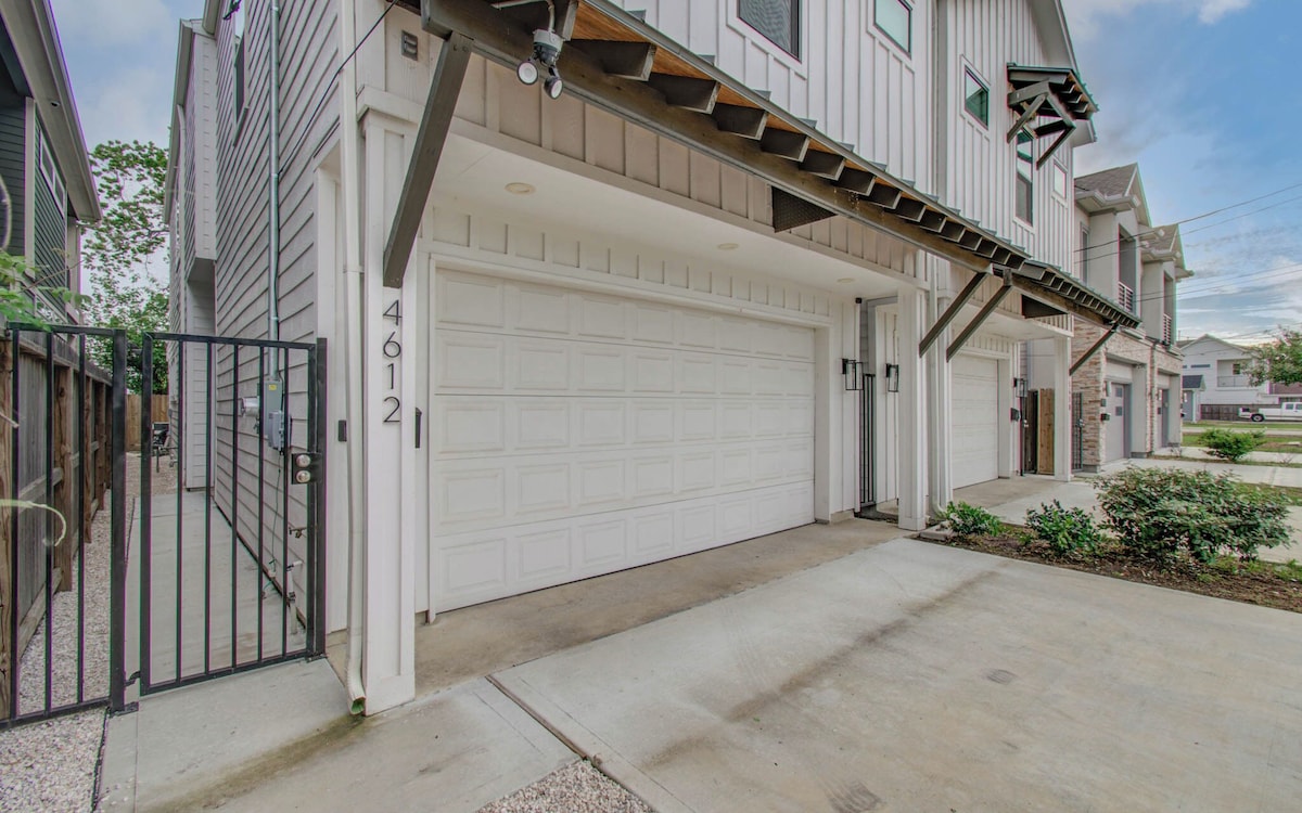 Photo 3 of Cozy Houston Home Near DT, Med Center, Restaurants, Sporting Venues