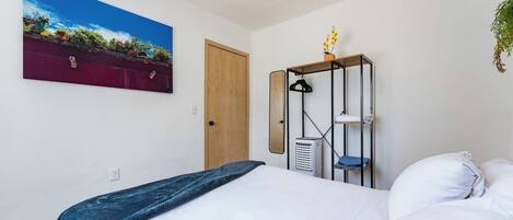 Strykejern/-brett, wi-fi og sengetøy