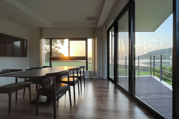 Deluxe Villa, River View | 1 bedroom, free WiFi, bed sheets