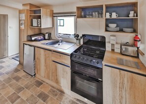 Fridge, oven, stovetop, toaster