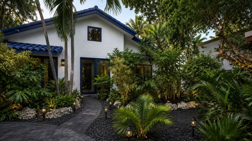  "Ruby Sunset Villa" — Open-Water Sunsets & Pool — Marathon, Florida Keys