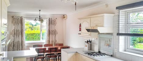Fridge, oven, stovetop, toaster