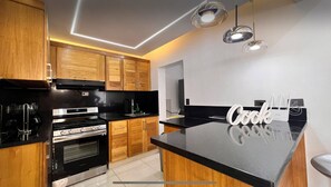 Fridge, microwave, oven, stovetop - Ático de lujos friendly (Santiago de los Caballeros)