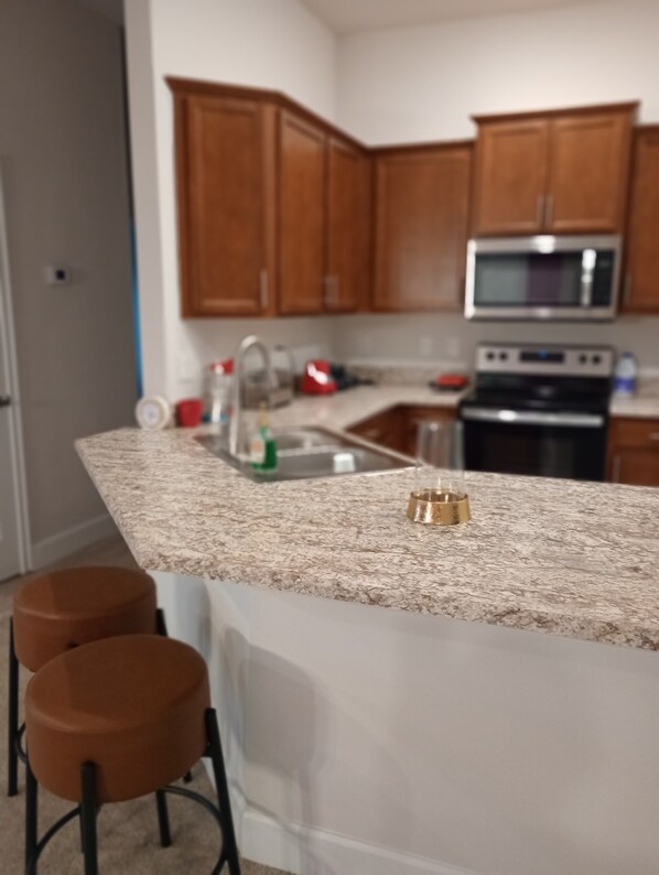Private kitchen - Brand new house with water view (Fort Pierce)