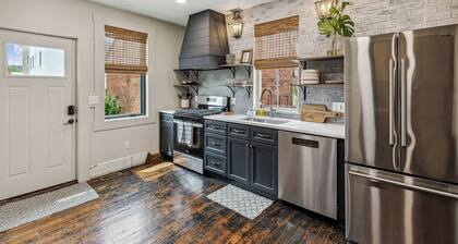 NEW! Covington Cottage â Historic Home w/ Hot Tub, Walk to Bars & Restaurants