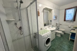 Doccia, bidet