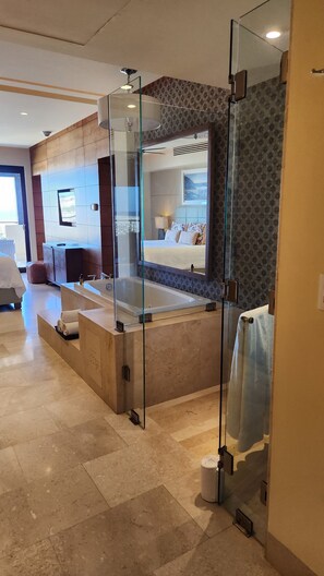 1 室のベッドルーム、アイロン / アイロン台、WiFi、ベッドシーツ