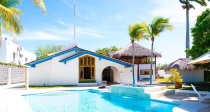 Beachfront Villa with Private Pool - 5 Bedrooms