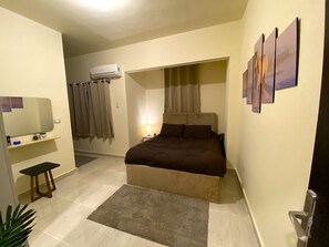 3 bedrooms, WiFi, bed sheets