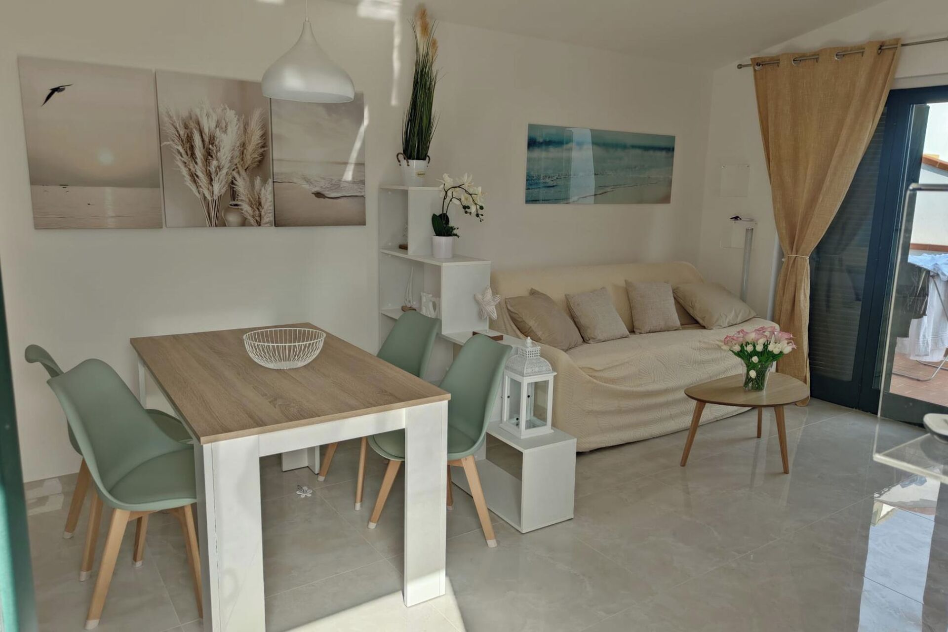 Apartment - Sleeps 4 - Pool - Parking - Davoli