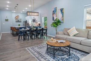 Casa (4 Bedrooms) | Banheiro | Secador de cabelo, toalhas de banho, shampoo