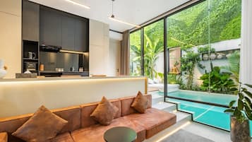 Televisi LCD 50-inci dengan saluran TV kabel dan Netflix