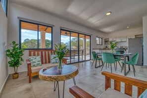 Televisión de pantalla plana