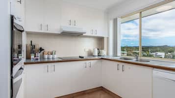 Appartamento, 2 camere da letto | Cucina privata | Frigorifero con congelatore, microonde, forno, piano cottura