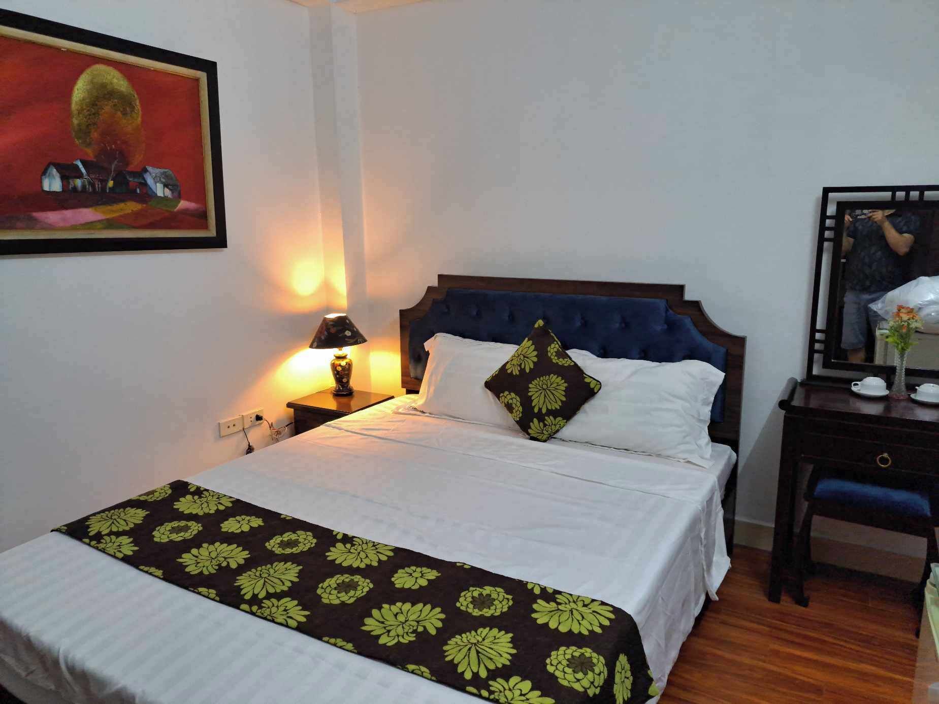 Soundproofing, iron/ironing board, free WiFi