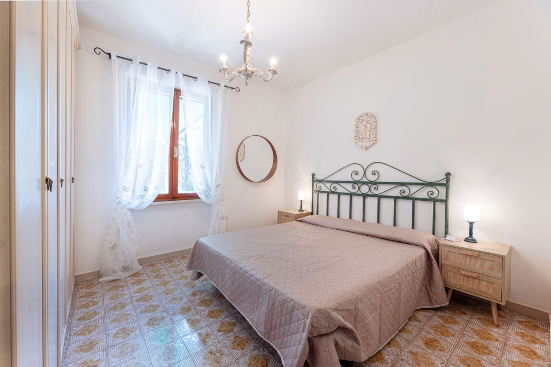 2 quartos, roupa de cama, acesso para cadeiras de rodas